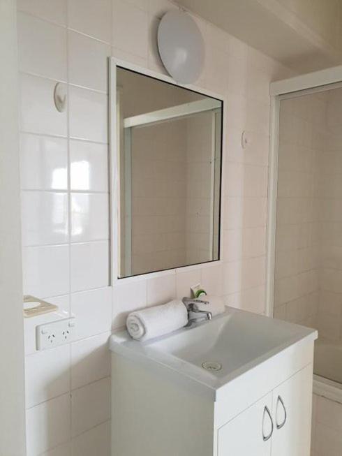 גולד קוסט Surfers Holiday Apartments מראה חיצוני תמונה