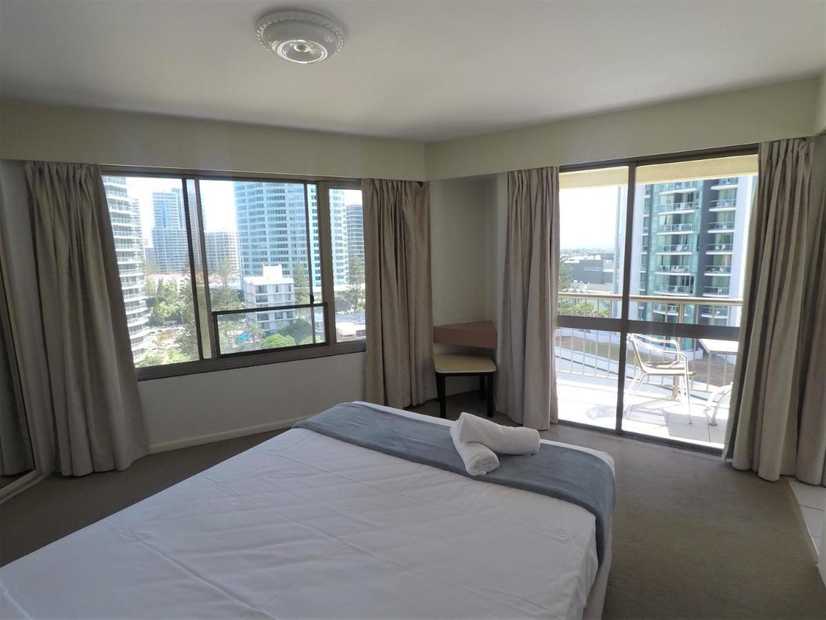 גולד קוסט Surfers Holiday Apartments מראה חיצוני תמונה