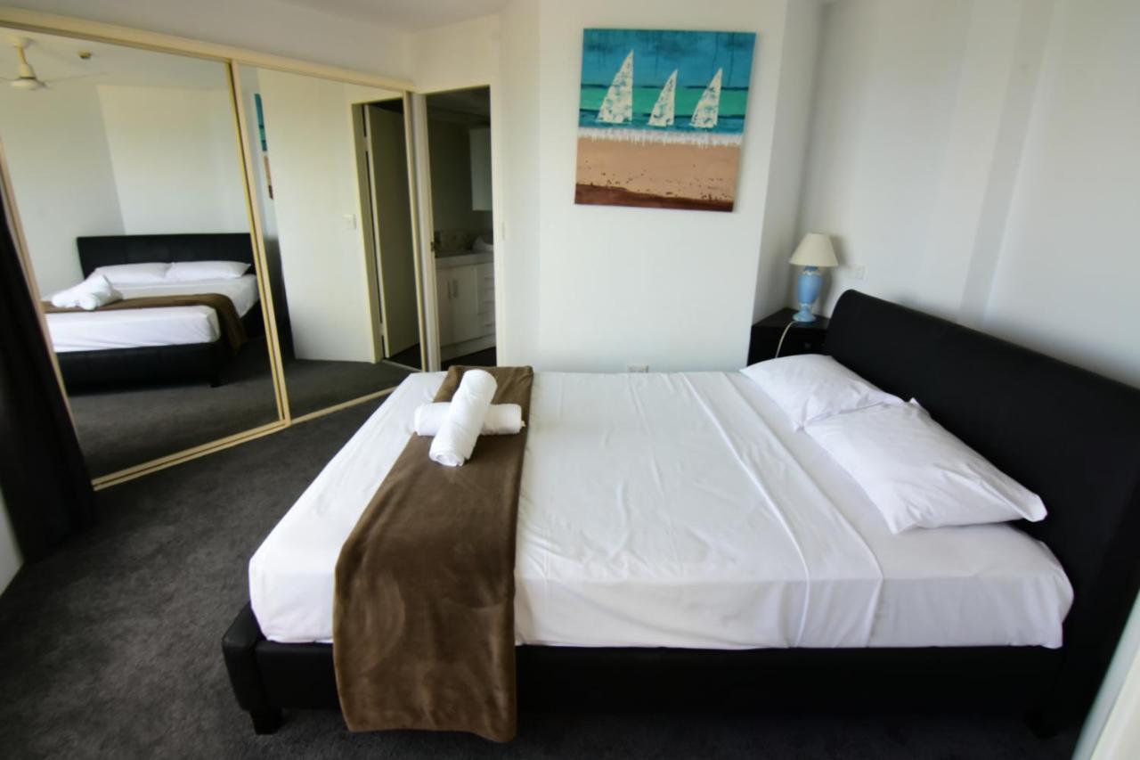 גולד קוסט Surfers Holiday Apartments מראה חיצוני תמונה