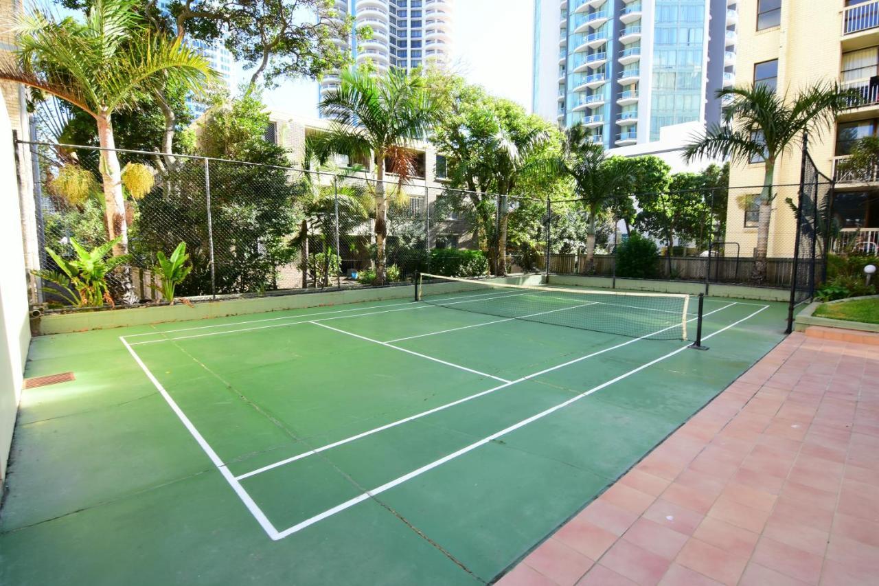 גולד קוסט Surfers Holiday Apartments מראה חיצוני תמונה