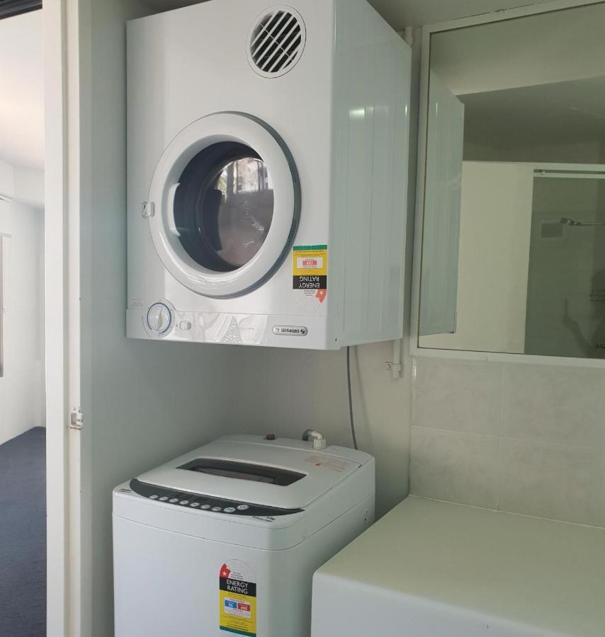גולד קוסט Surfers Holiday Apartments מראה חיצוני תמונה