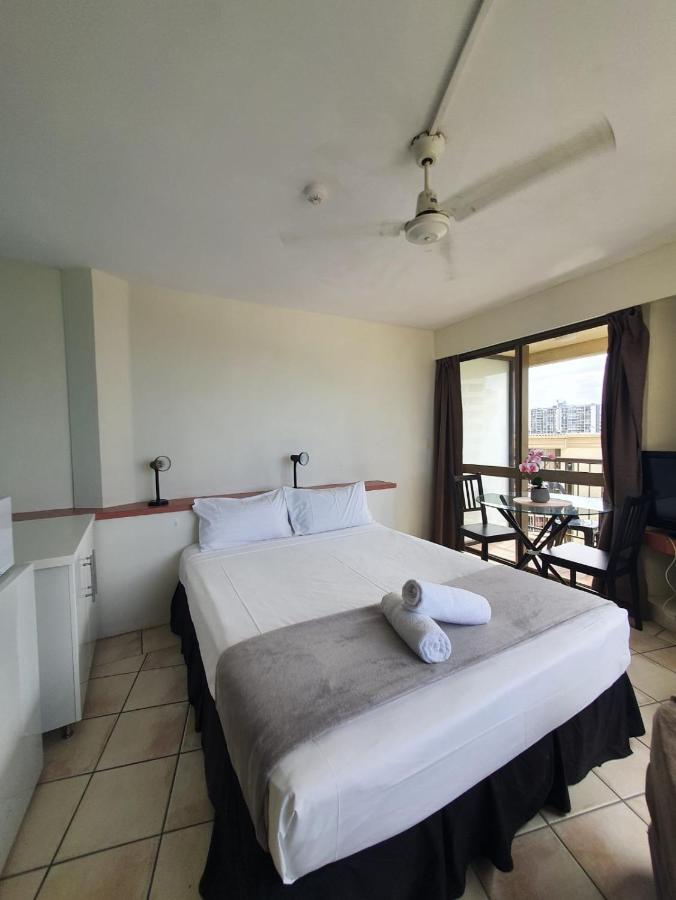 גולד קוסט Surfers Holiday Apartments מראה חיצוני תמונה