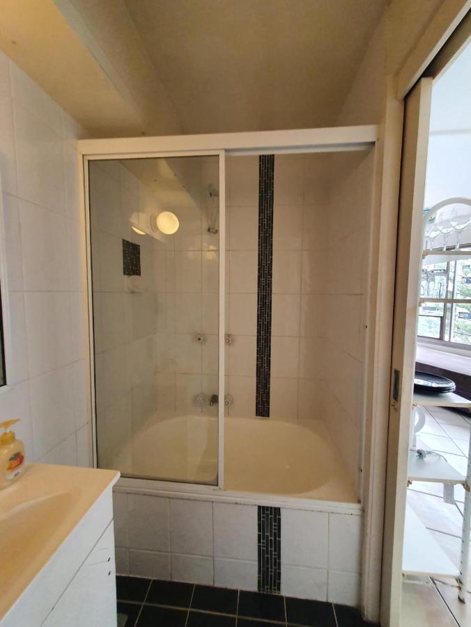 גולד קוסט Surfers Holiday Apartments מראה חיצוני תמונה