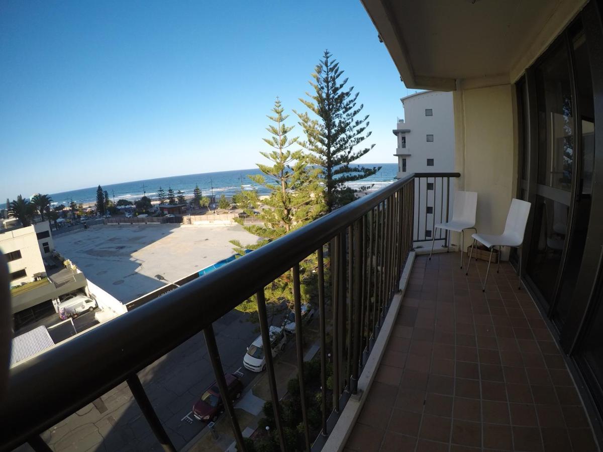 גולד קוסט Surfers Holiday Apartments מראה חיצוני תמונה